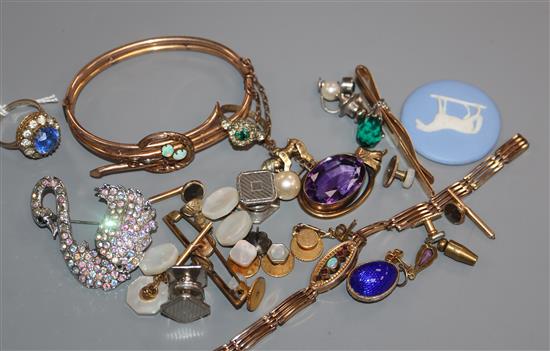 Mixed costume jewellery